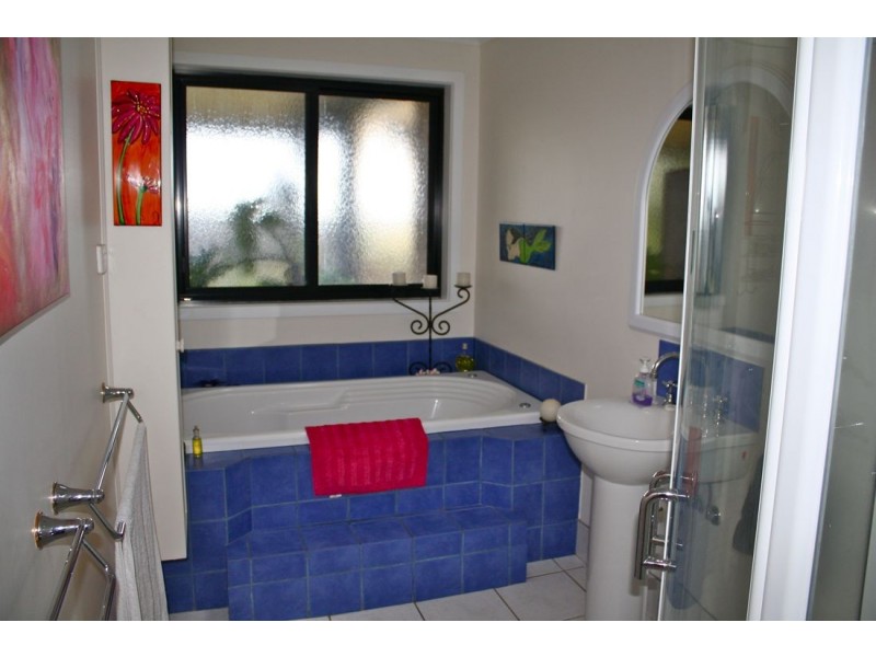 2 Pinkerton Road, Naracoorte SA 5271