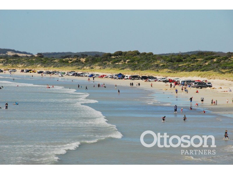 59 Main Road, Robe SA 5276