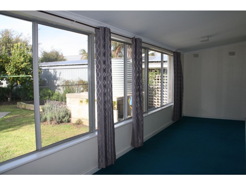 7 Moore Street, Naracoorte SA 5271