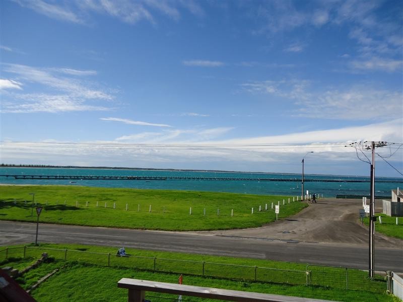 10 Beach Road, Beachport SA 5280