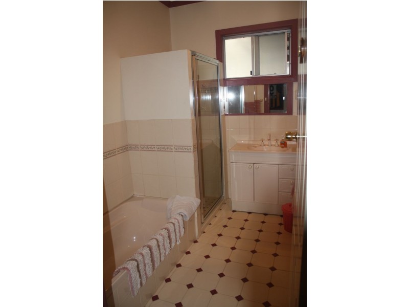 34 Memorial Drive, Naracoorte SA 5271