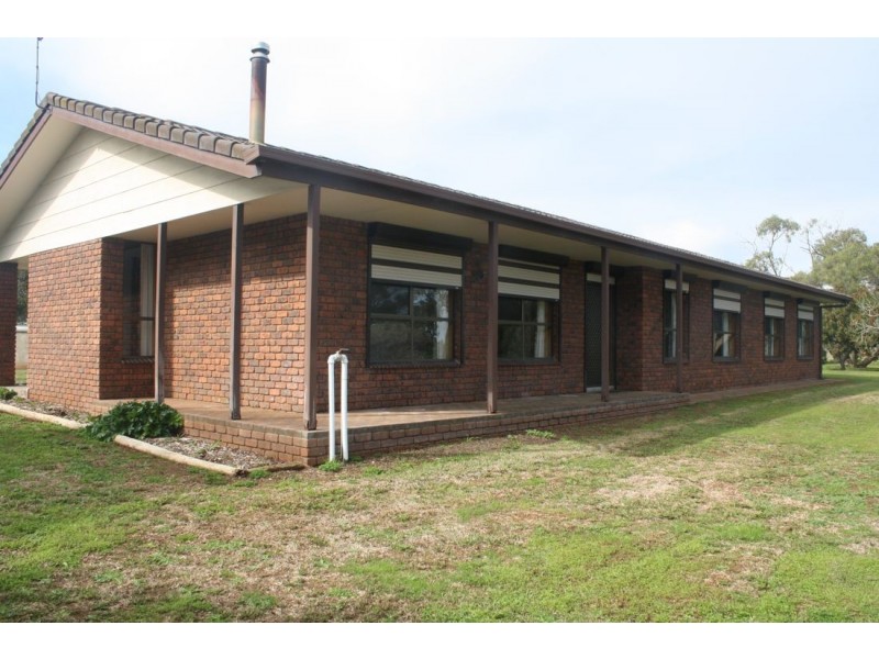 17 Clarksons Road, Naracoorte SA 5271
