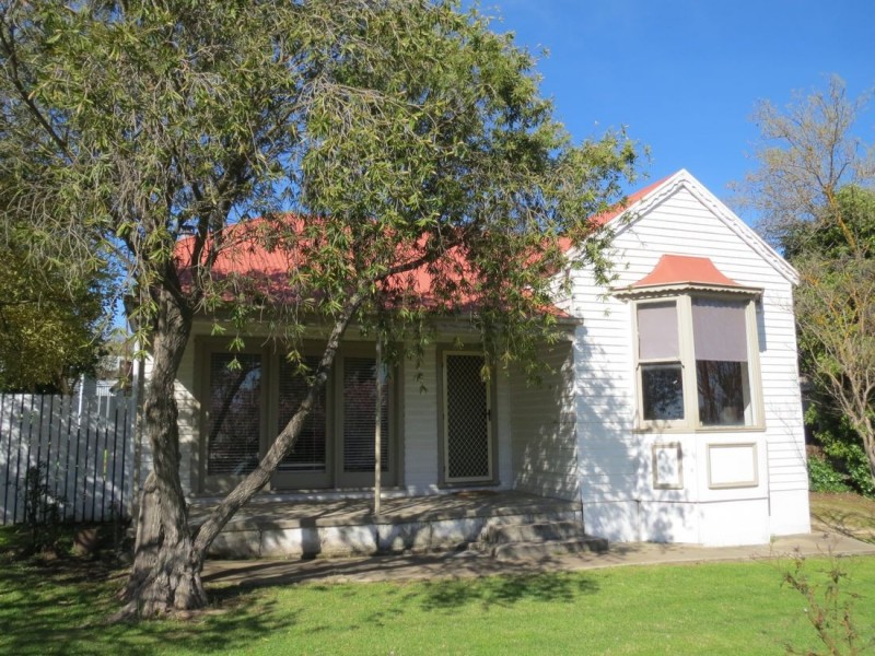 32 Livingston Street, Naracoorte SA 5271