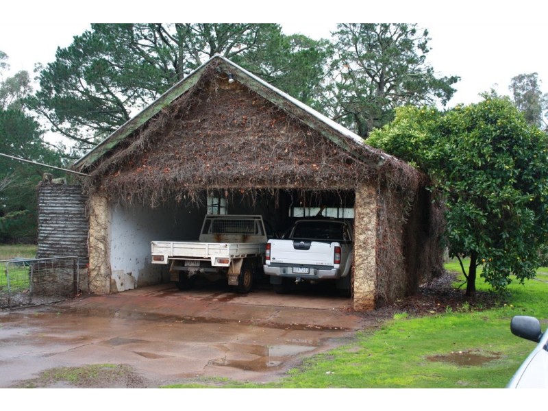 XX Edenhope Casterton Harrow Road, Kadnook VIC 3318