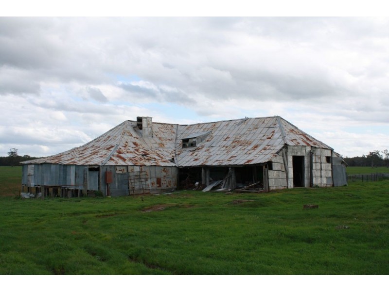 XX Edenhope Casterton Harrow Road, Kadnook VIC 3318