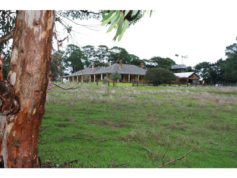 XX Edenhope Casterton Harrow Road, Kadnook VIC 3318