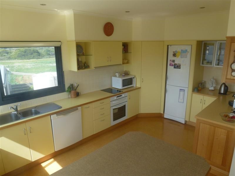 215 Marine Parade, Kingston Se SA 5275