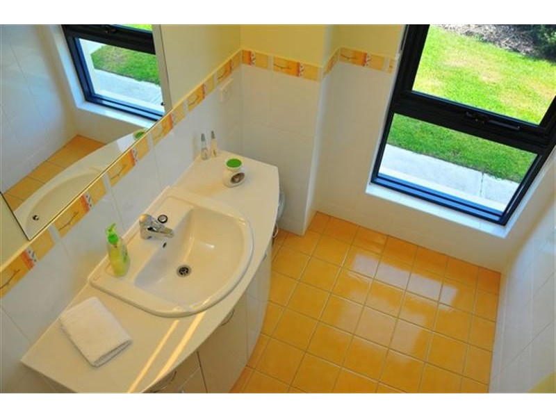 215 Marine Parade, Kingston Se SA 5275