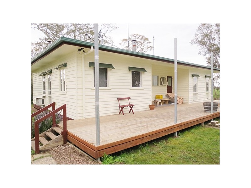 5615 Casterton Road, Poolaijelo VIC 3312