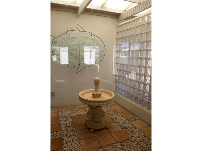 4 Lord Syleham Street, Robe SA 5276