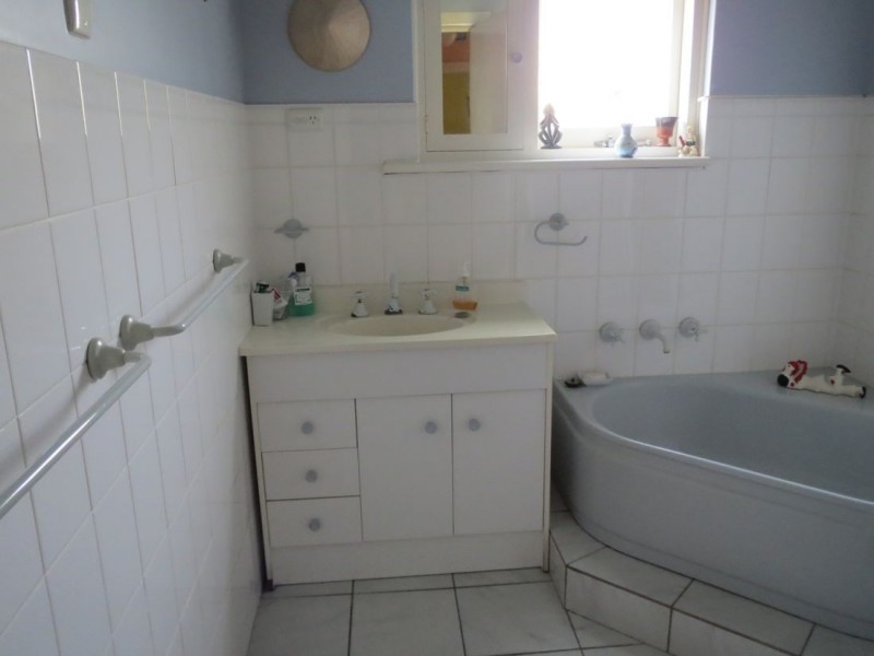 13 Porter Street, Naracoorte SA 5271