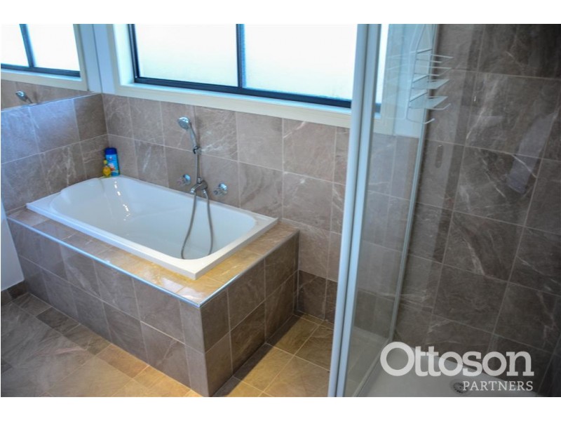 14 Thompson Road, Robe SA 5276