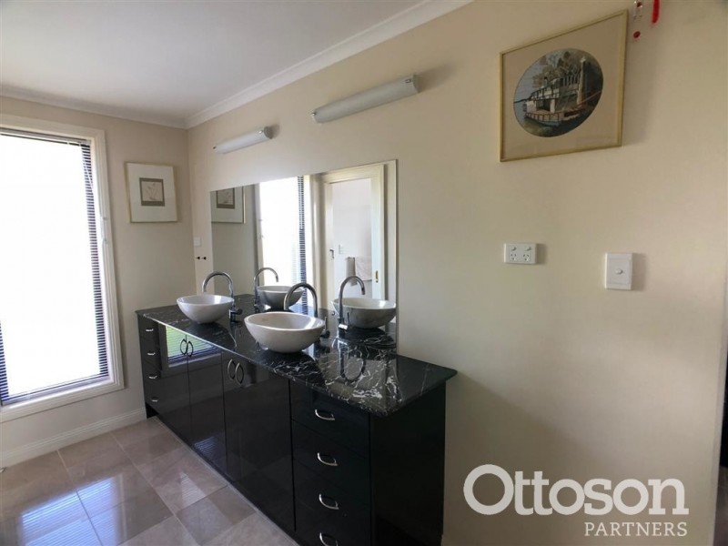 14 Thompson Road, Robe SA 5276