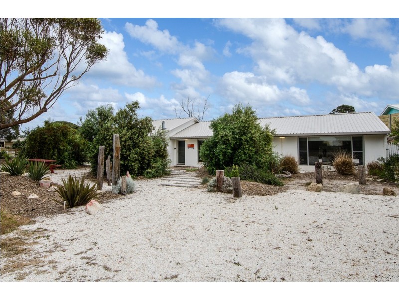 29 Southern Ports Highway, Robe SA 5276