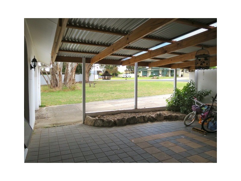 4 Gilbert Drive, Naracoorte SA 5271