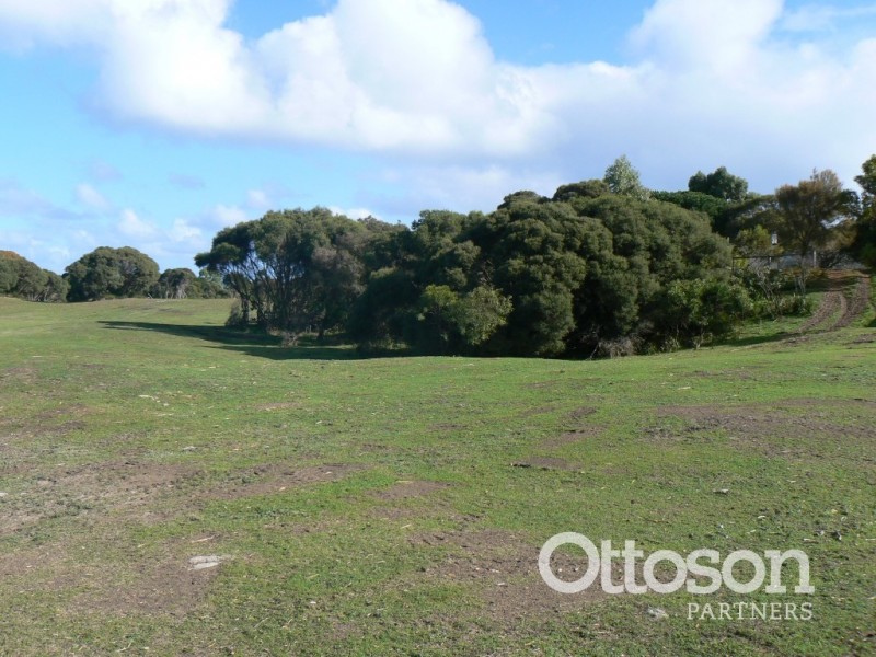 15 Woolundry Road, Robe SA 5276