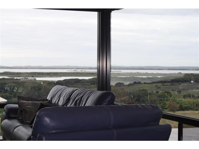 23 Railway Terrace North, Beachport SA 5280
