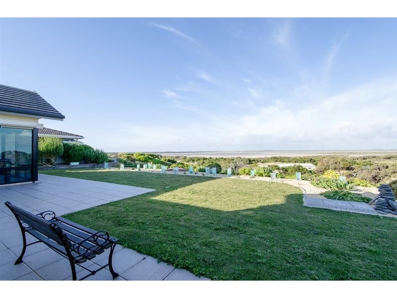 23 Railway Terrace North, Beachport SA 5280