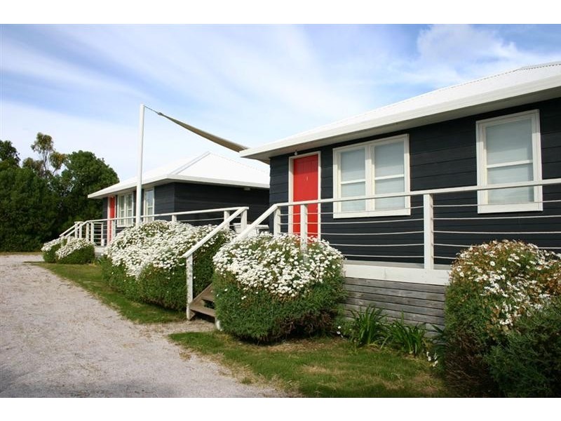 1 and 2 – 11 Woolundry Road, Robe SA 5276