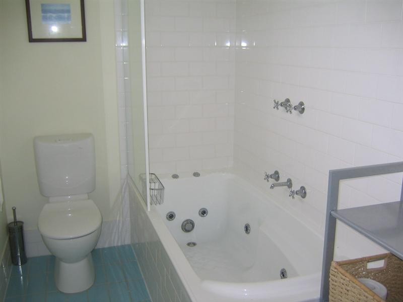 1 and 2 – 11 Woolundry Road, Robe SA 5276