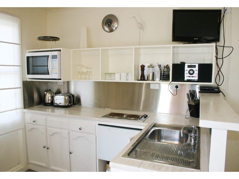 1 and 2 – 11 Woolundry Road, Robe SA 5276