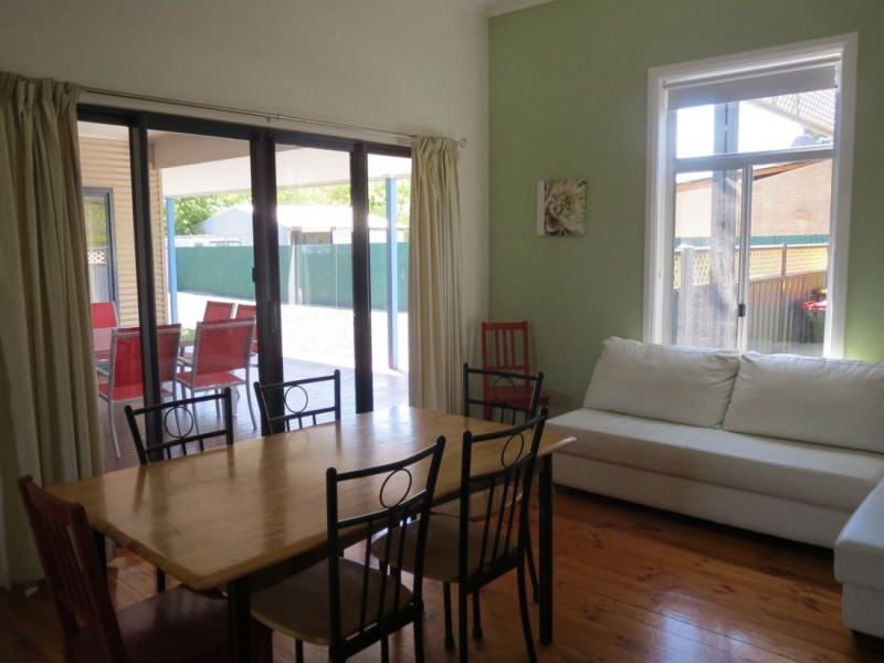 8 Sandstone Avenue, Naracoorte SA 5271