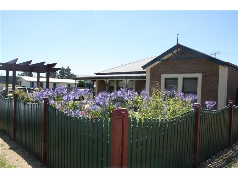 1 Varcoe Street, Beachport SA 5280
