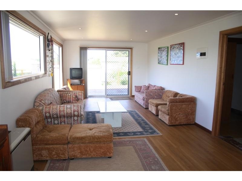 3 Chambers Street, Beachport SA 5280