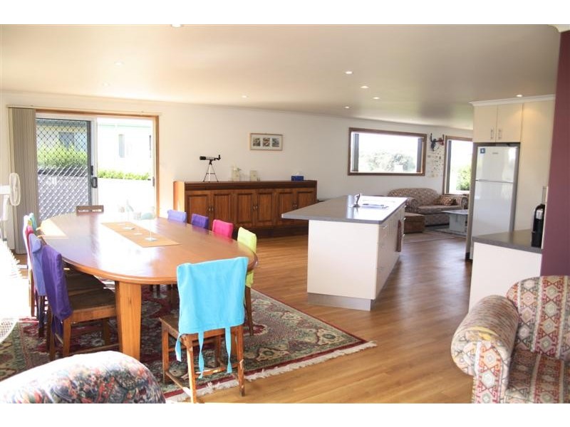 3 Chambers Street, Beachport SA 5280