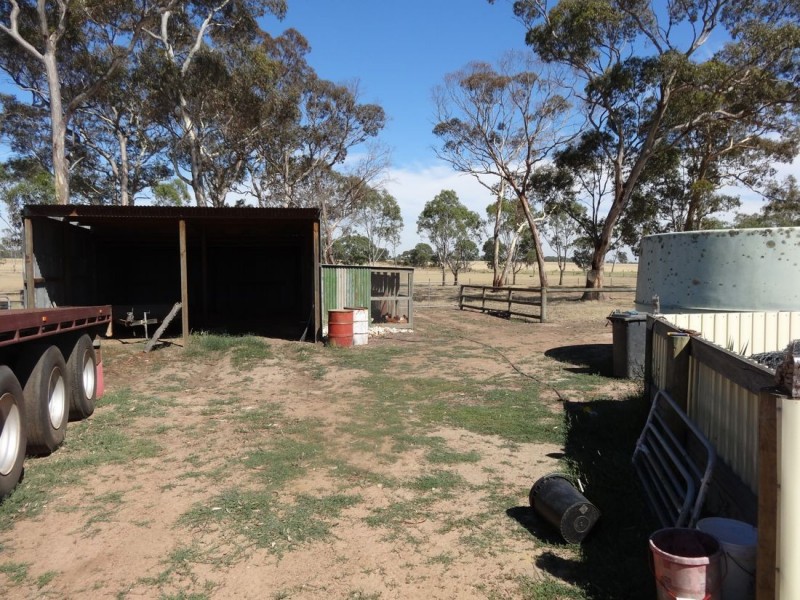 113 Jim Whitehead Road, Edenhope VIC 3318