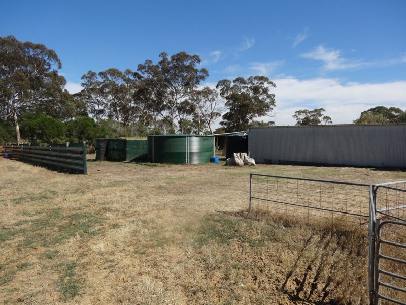 113 Jim Whitehead Road, Edenhope VIC 3318