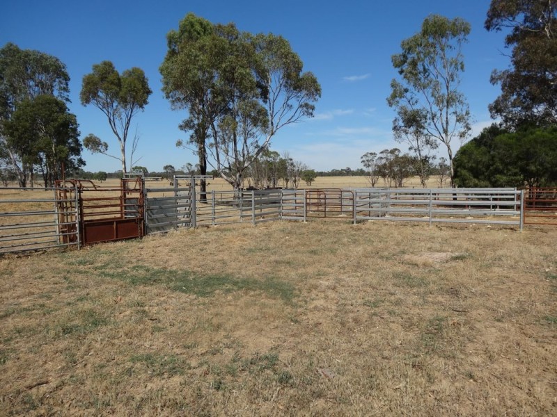 113 Jim Whitehead Road, Edenhope VIC 3318