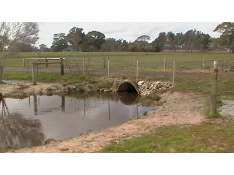 113 Jim Whitehead Road, Edenhope VIC 3318