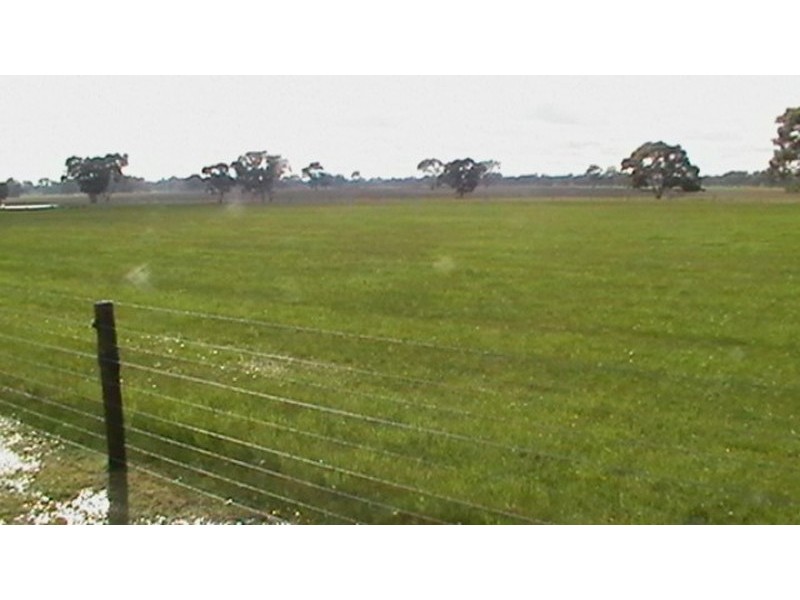 113 Jim Whitehead Road, Edenhope VIC 3318