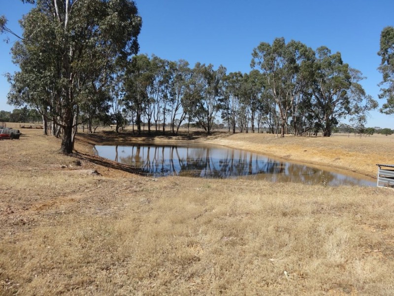 113 Jim Whitehead Road, Edenhope VIC 3318