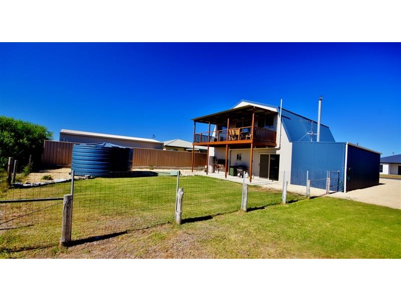 11 Sail Street, Boatswain Point SA 5275