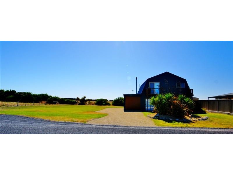 11 Sail Street, Boatswain Point SA 5275
