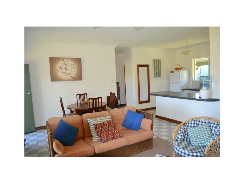 1/33 Harold Street, Robe SA 5276