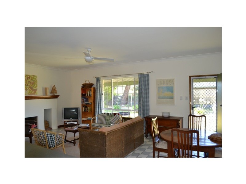 1/33 Harold Street, Robe SA 5276