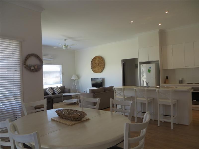 2 Rockpool Lane, Robe SA 5276