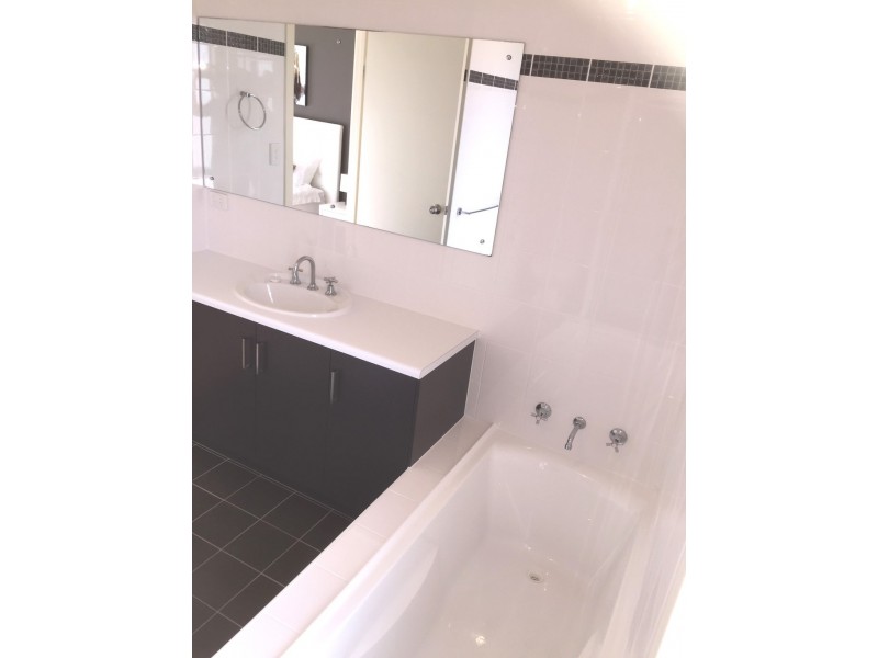2 Shipard Court, Robe SA 5276