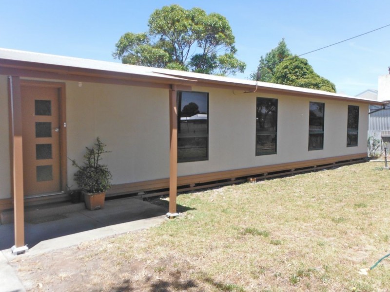 20 Fifth Ave, Naracoorte SA 5271