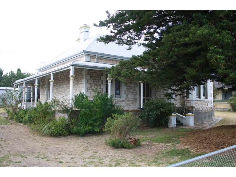 16 Gordon Street, Naracoorte SA 5271