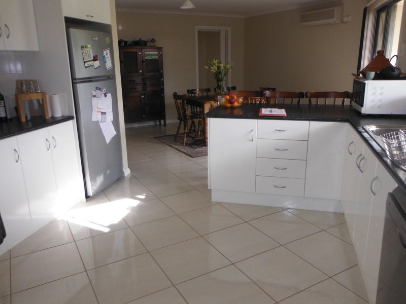 116 Cedar Avenue, Naracoorte SA 5271