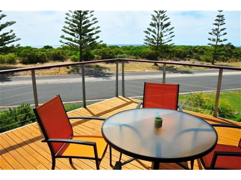 215 Marine Parade, Kingston Se SA 5275