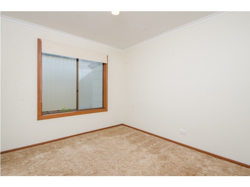 11 Chambers Street, Beachport SA 5280