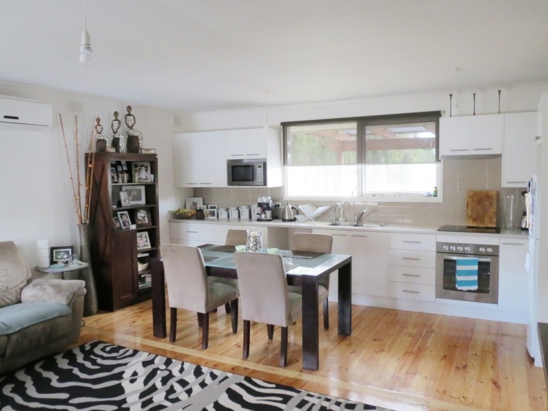 6 Moore Street, Naracoorte SA 5271