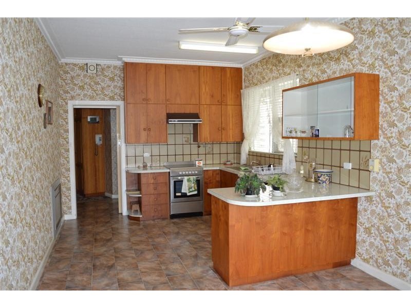 16 Cassells Street, Millicent SA 5280