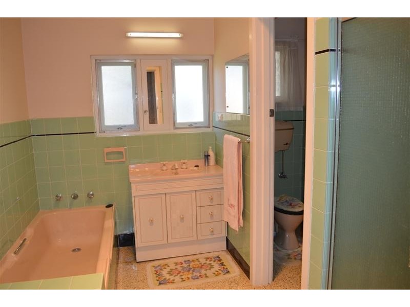 16 Cassells Street, Millicent SA 5280