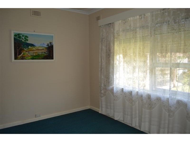 16 Cassells Street, Millicent SA 5280